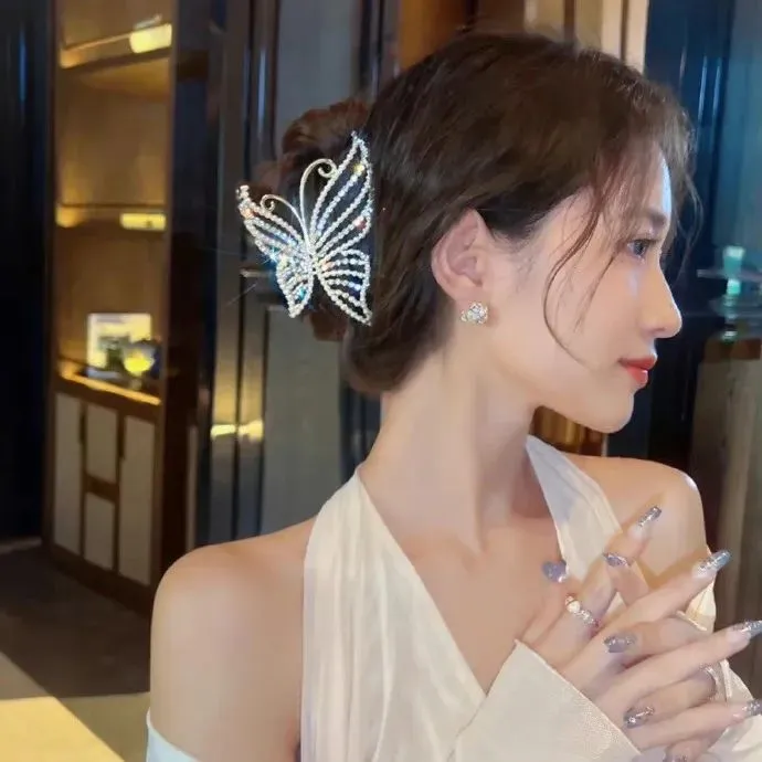 国产精品深宫侍女《宫灯微光》全集 - 侍女微光暖心